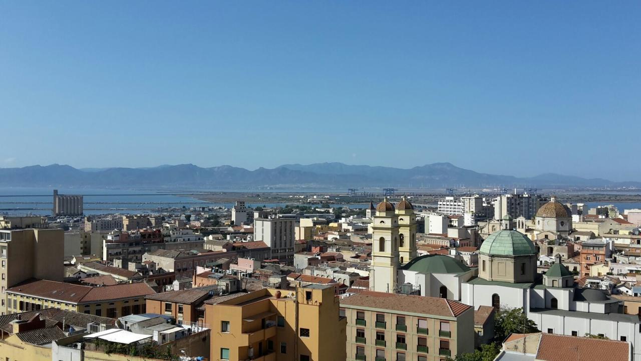 Al Castello Apartment กาญารี ภายนอก รูปภาพ